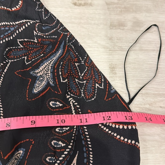 ASTR NWOT Parsley Floral Halter cut out back Jumpsuit, Size S. - Picture 8 of 10